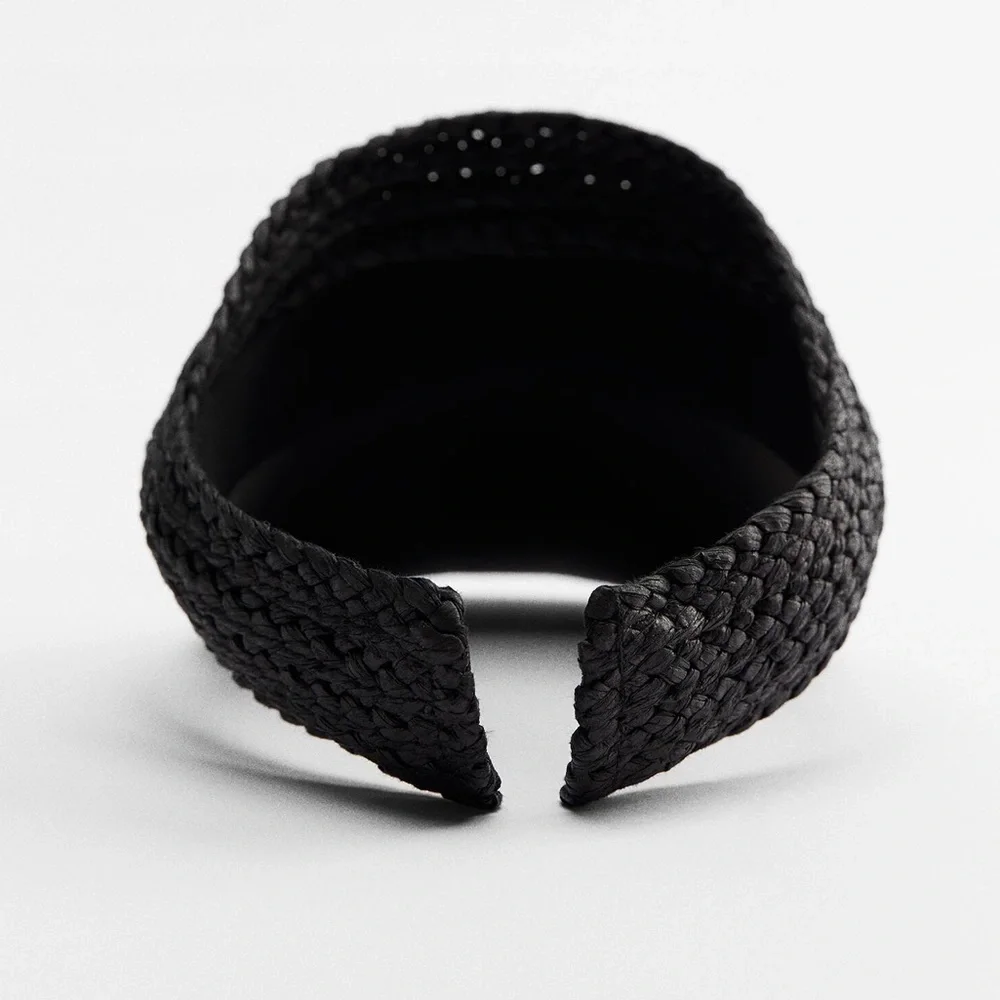 NWT. Zara Black Raffia Vizor. Size S-M.